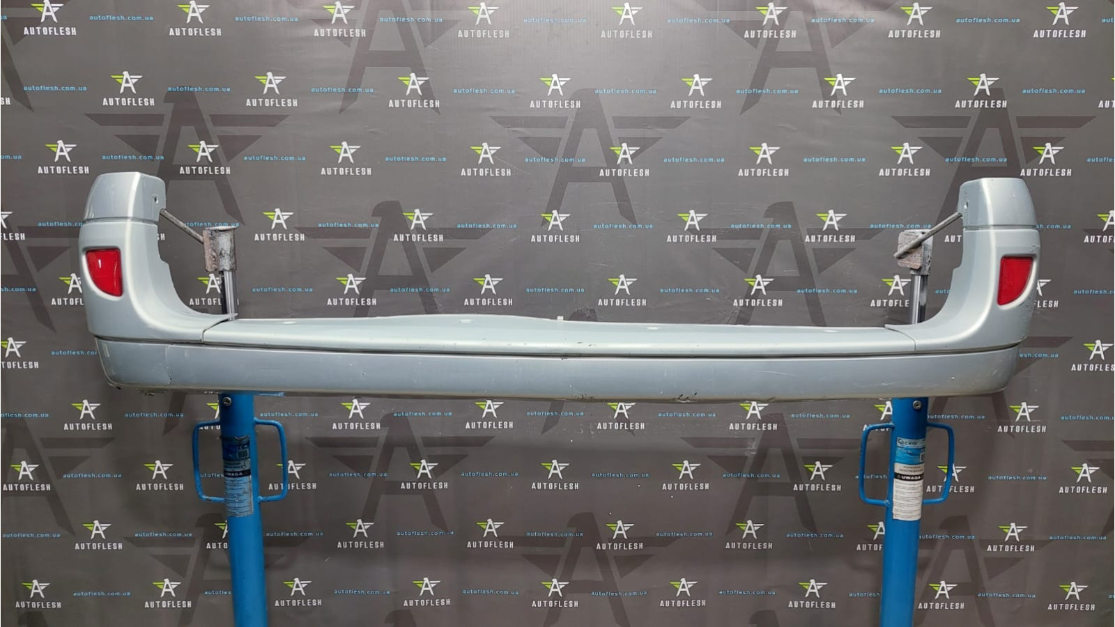 Бампер задний 8200150631 Renault Kangoo рено канго бу Бампер задний 8200150631 Renault Kangoo рено канго бу